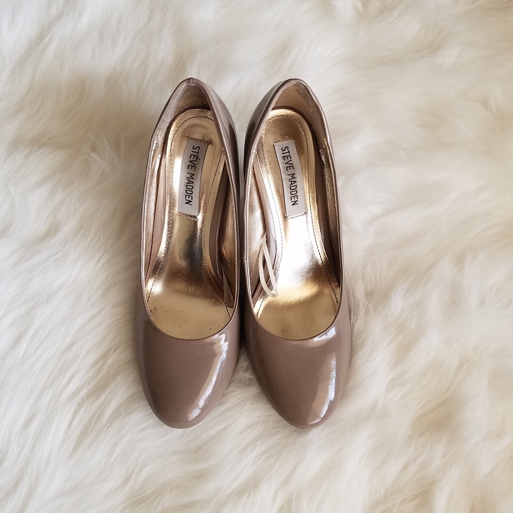 Steve Madden patent leather heels nude 8